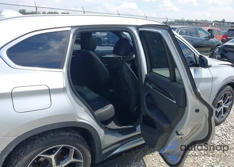 2017 BMW X1 xDrive28I из США, поврежденный, VIN WBXHT3C37H5F69174